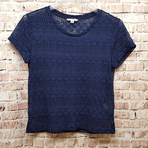 American Eagle Outfitters Tops - American Eagle Outfitters Lace Top Stretch Size Med
